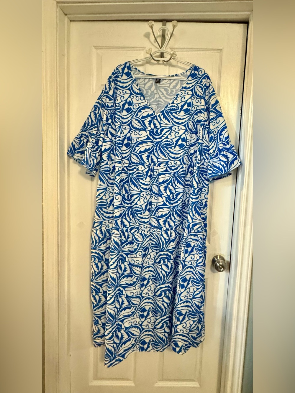 SHEIN Blue & White Floral Midi Dress with V-Neck